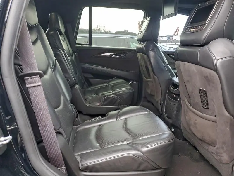 2016 CADILLAC ESCALADE PLATINUM  