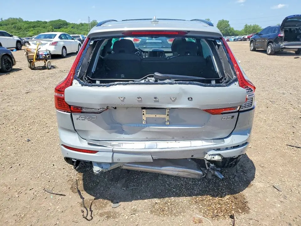 2025 VOLVO XC60 PLUS  
