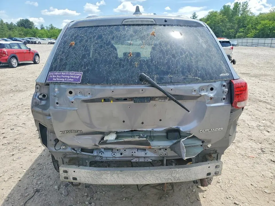 2017 MITSUBISHI OUTLANDER ES  