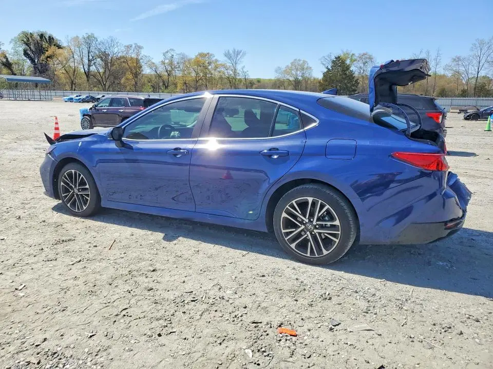2026 TOYOTA CAMRY XLE  