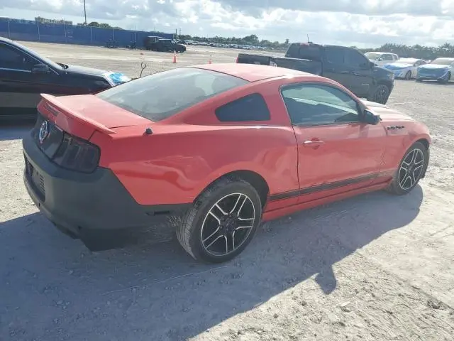 2013 FORD MUSTANG