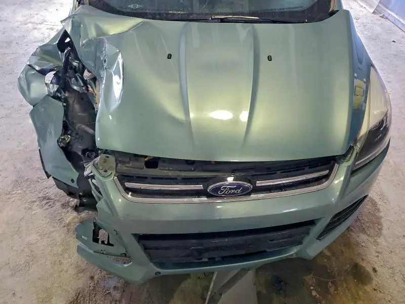 2013 FORD ESCAPE TITANIUM  