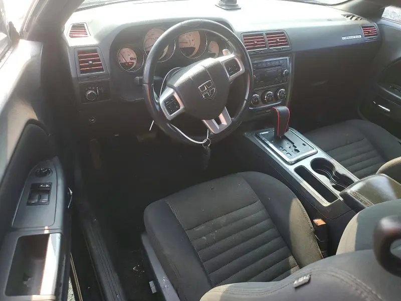 2013 DODGE CHALLENGER SXT  
