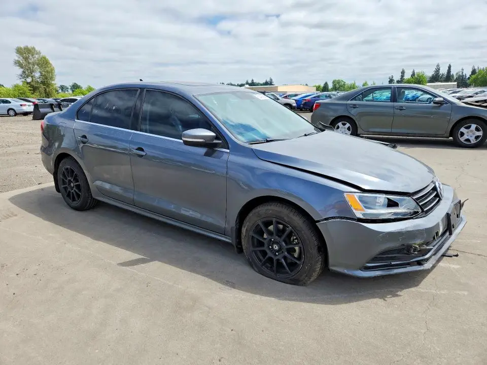 2015 VOLKSWAGEN JETTA TDI  