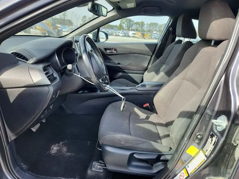 2018 TOYOTA C-HR XLE  