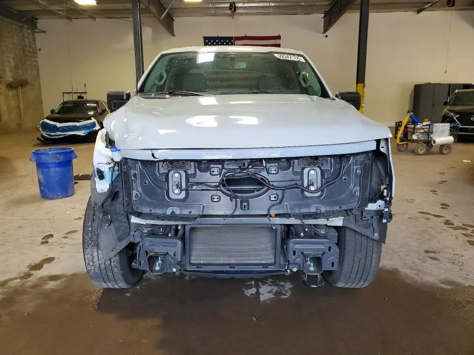 2024 FORD F150 LIGHTNING XLT  