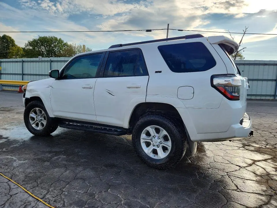2014 TOYOTA 4RUNNER SR5  