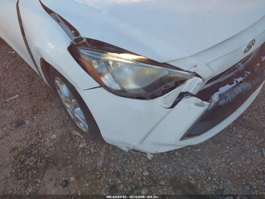 2018 TOYOTA YARIS IA  