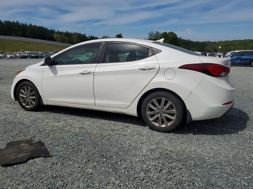 2014 HYUNDAI ELANTRA SE  