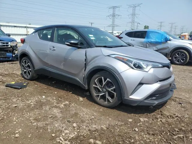 2019 TOYOTA C-HR XLE  