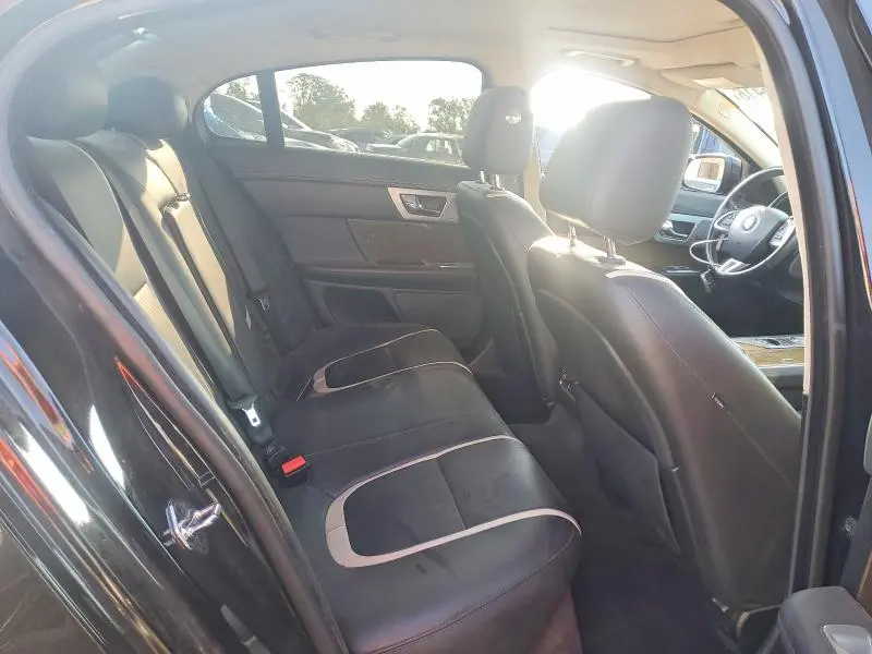 2015 JAGUAR XF SUPERCHARGED  