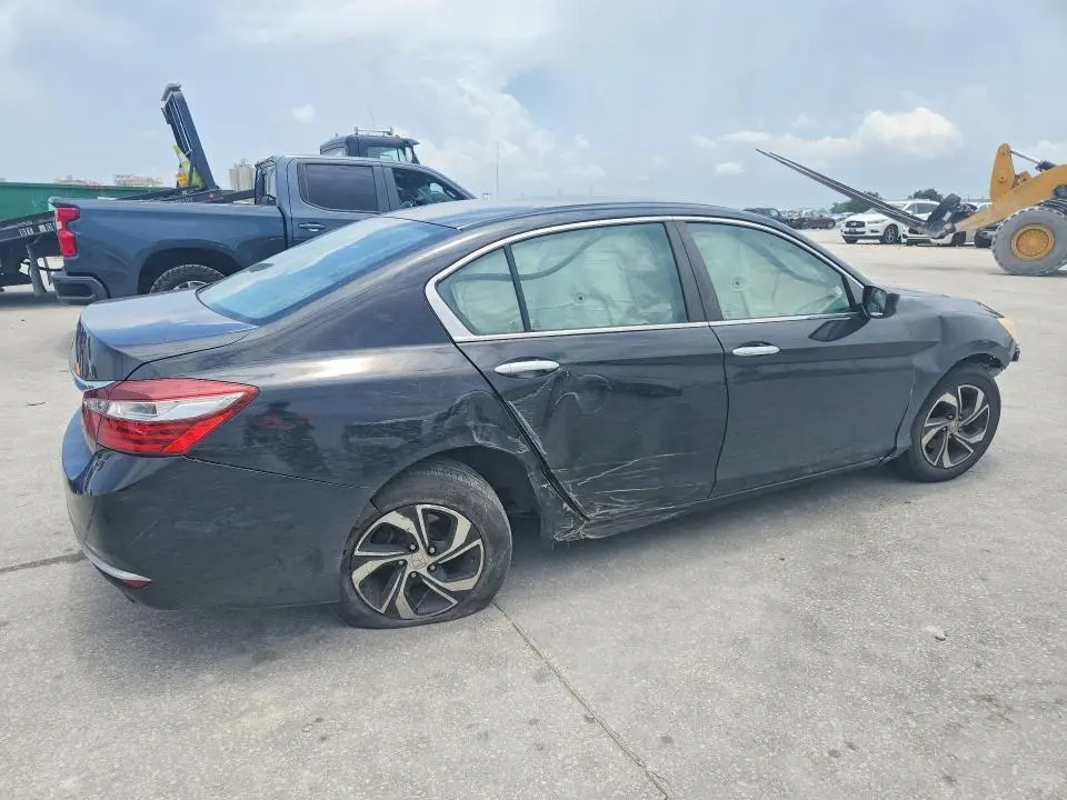 2017 HONDA ACCORD LX  