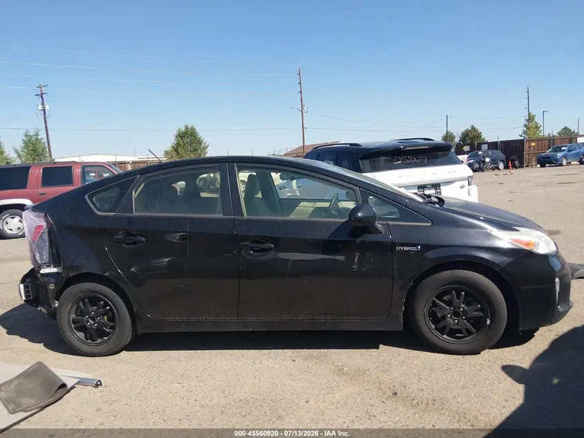 2015 TOYOTA PRIUS THREE