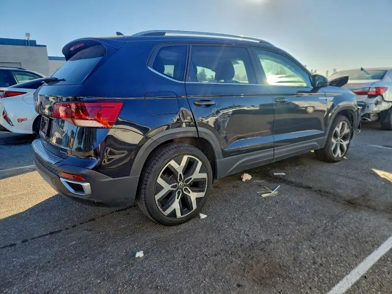 2022 VOLKSWAGEN TAOS SEL  