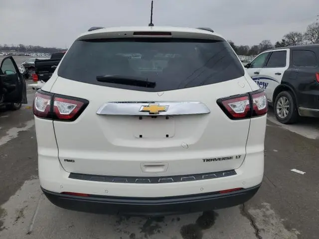 2015 CHEVROLET TRAVERSE LT  