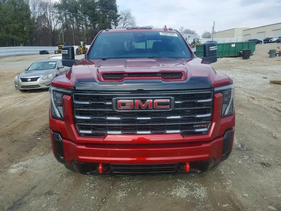 2025 GMC SIERRA K2500 AT4  
