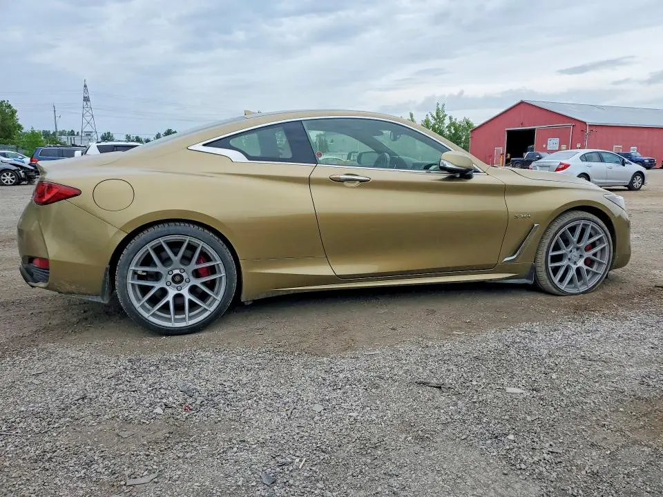 2017 INFINITI Q60 RED SPORT 400  