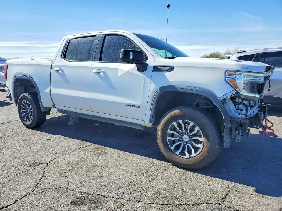 2021 GMC SIERRA K1500 AT4  