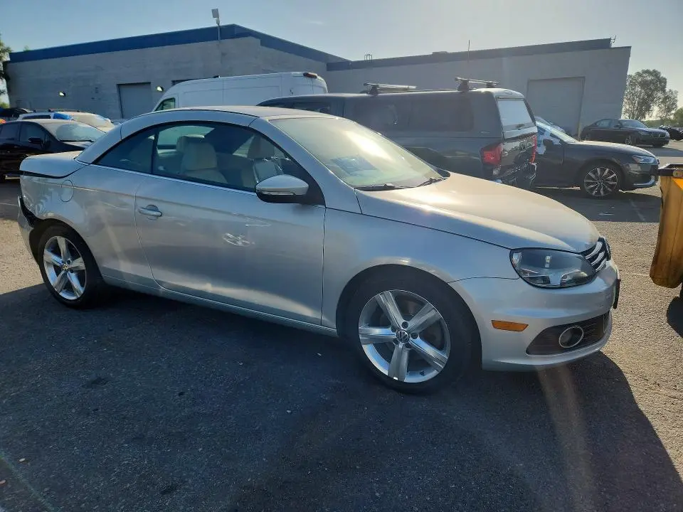 2012 VOLKSWAGEN EOS LUX  
