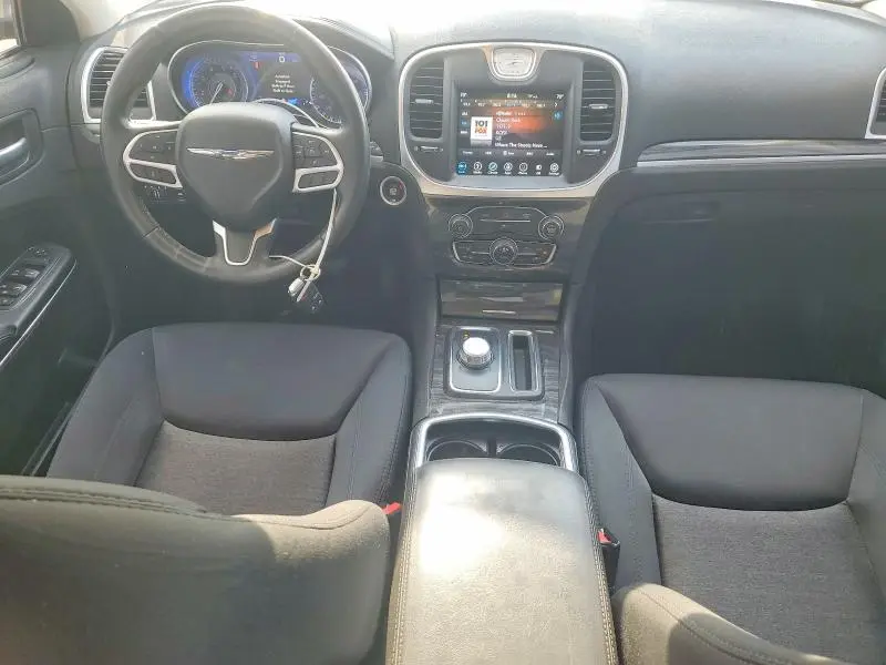 2018 CHRYSLER 300 TOURING  