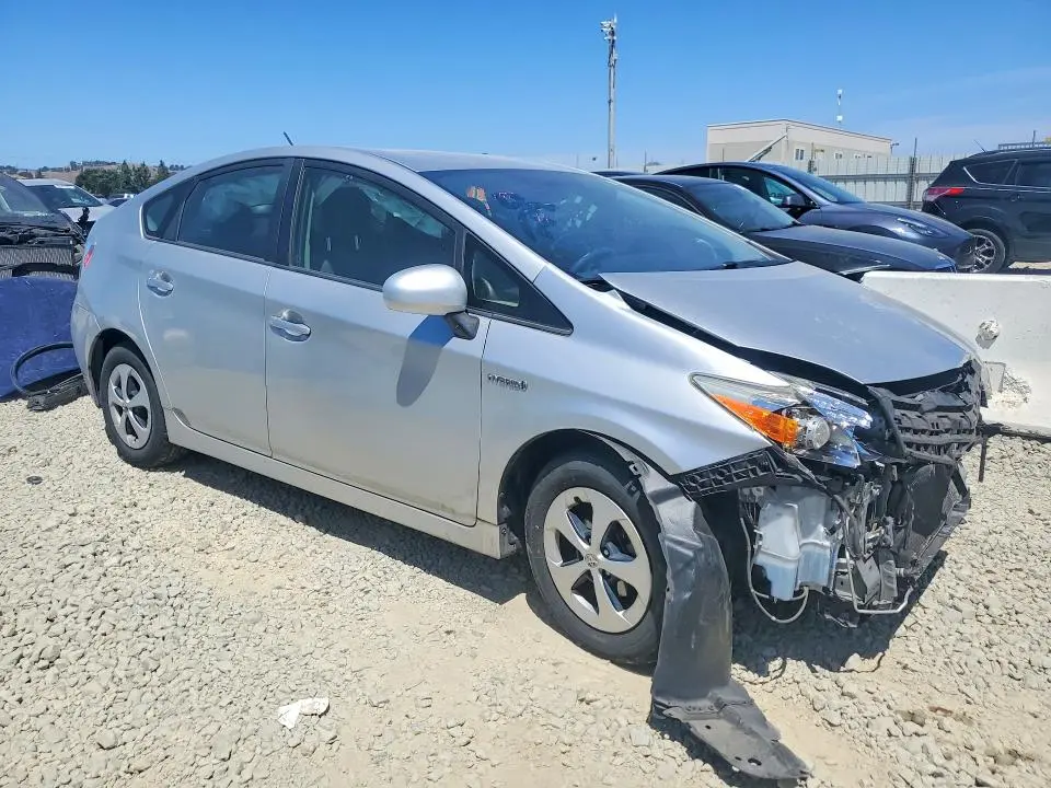 2012 TOYOTA PRIUS THREE  