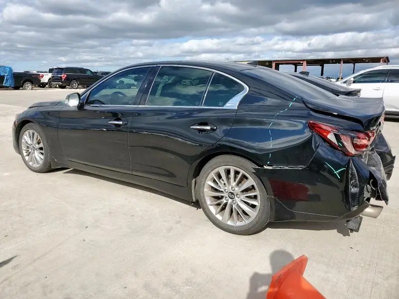 2021 INFINITI Q50 LUXE  