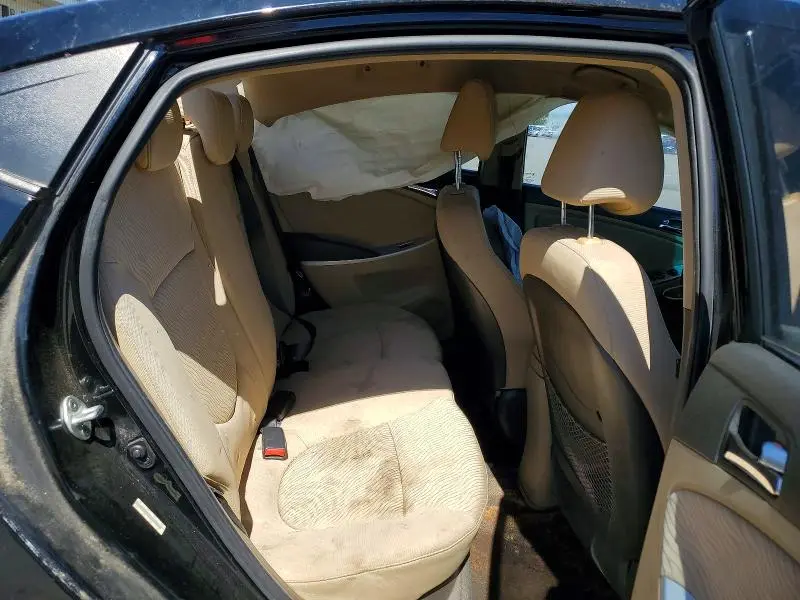 2013 HYUNDAI ACCENT GLS  