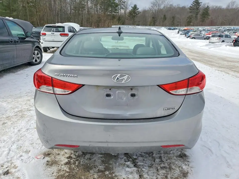2012 HYUNDAI ELANTRA GLS  