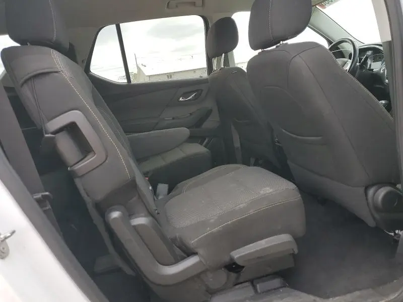 2020 CHEVROLET TRAVERSE LT  