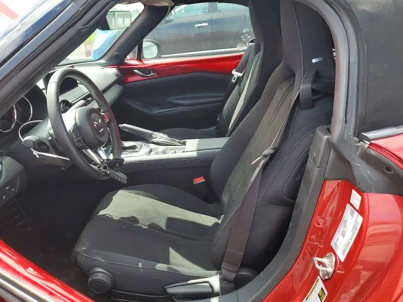 2025 MAZDA MX-5 MIATA CLUB  