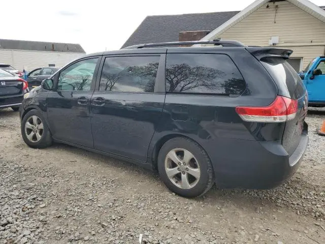 2011 TOYOTA SIENNA LE  