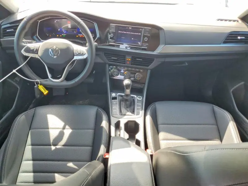 2024 VOLKSWAGEN JETTA SE  