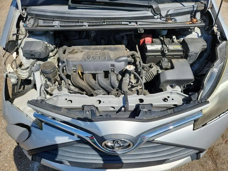 2017 TOYOTA YARIS 5-DOOR L FLEET  
