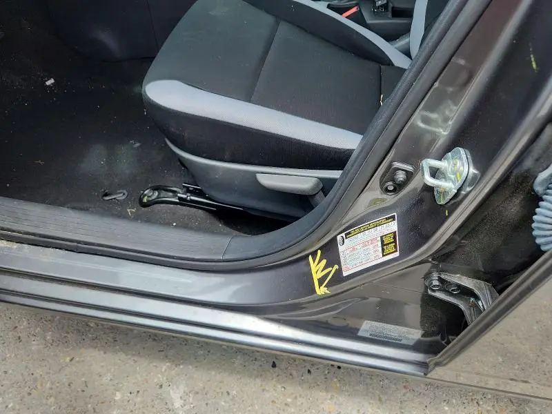 2025 NISSAN VERSA S  