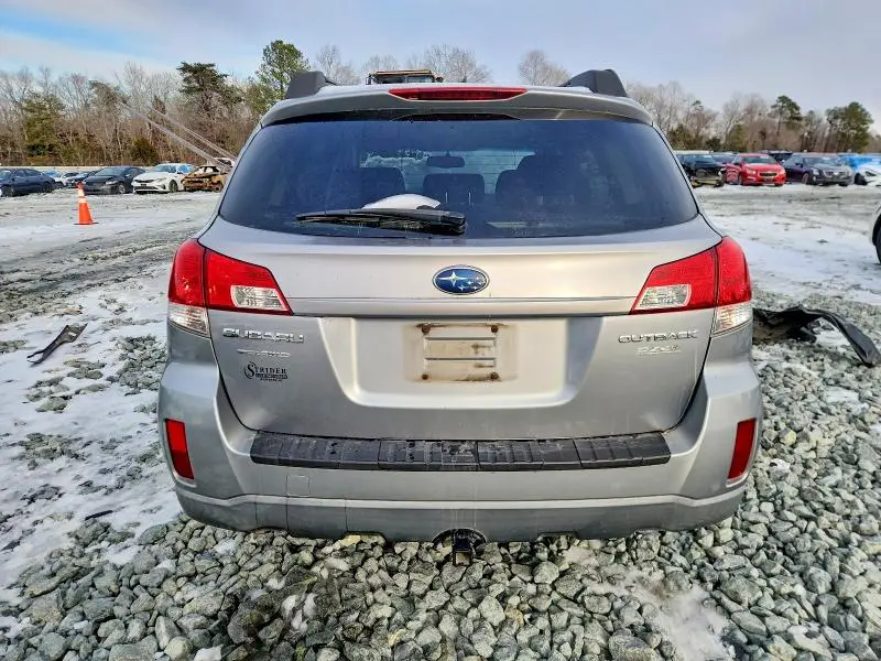 2011 SUBARU OUTBACK 2.5I PREMIUM  