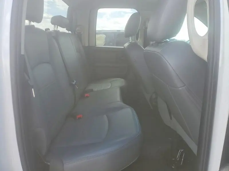 2016 RAM 1500 ST  