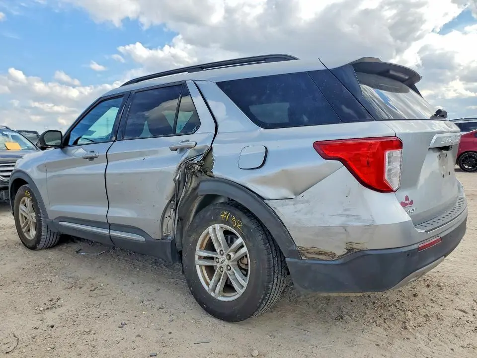 2020 FORD EXPLORER XLT  