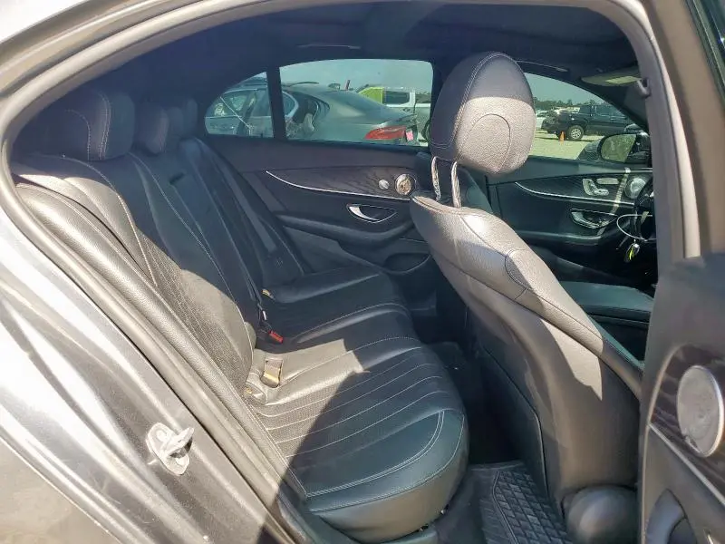 2017 MERCEDES-BENZ E 300  