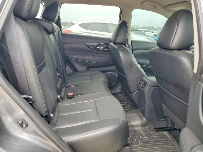 2018 NISSAN ROGUE SL  