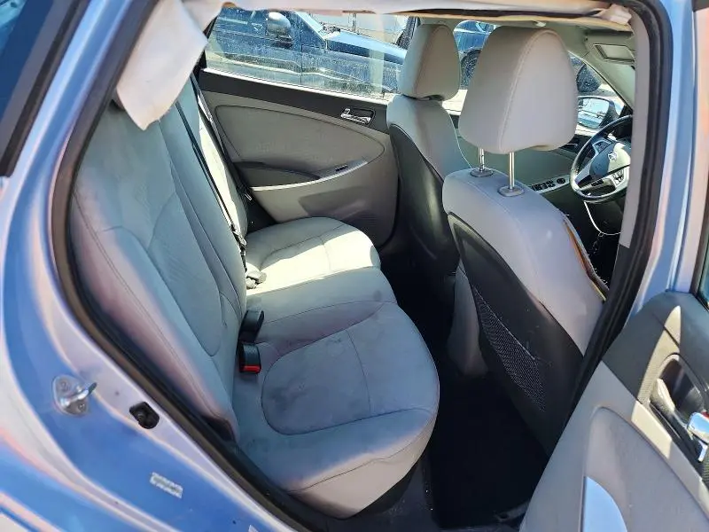 2014 HYUNDAI ACCENT SE  