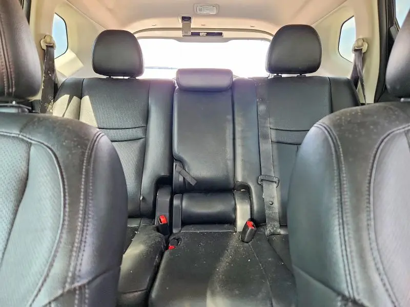 2017 NISSAN ROGUE SL  