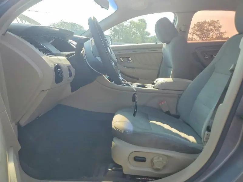 2014 FORD TAURUS SE  