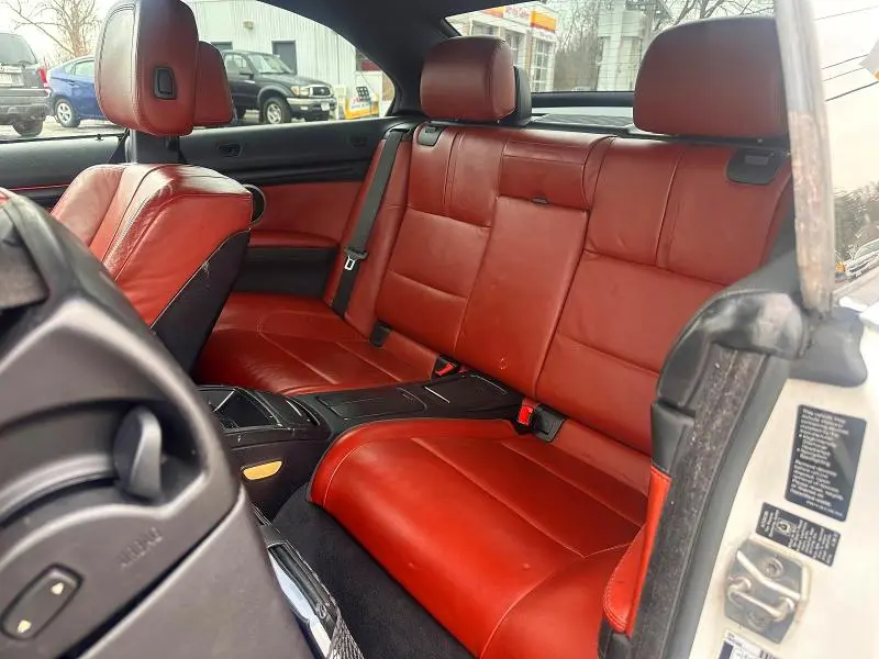 2010 BMW M3   