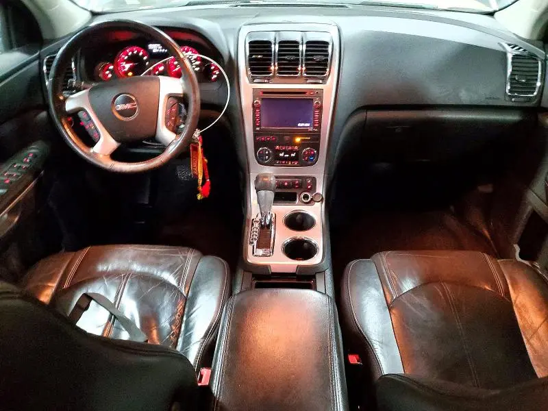 2010 GMC ACADIA SLT-1  