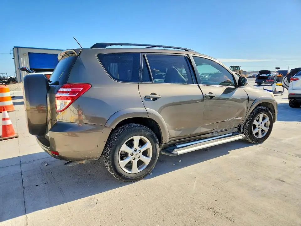 2011 TOYOTA RAV4 LIMITED  