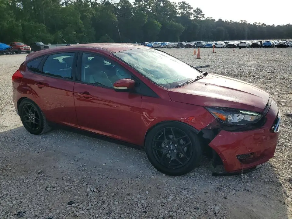 2016 FORD FOCUS SE  