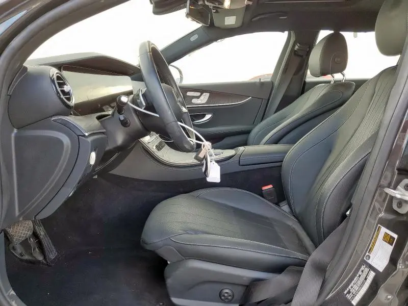 2022 MERCEDES-BENZ E 350  