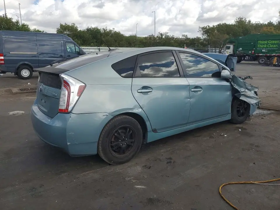 2014 TOYOTA PRIUS FOUR  