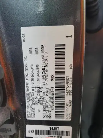 2024 TOYOTA TUNDRA CREWMAX LIMITED  