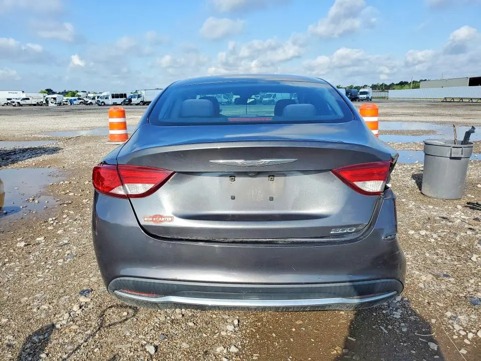2015 CHRYSLER 200   